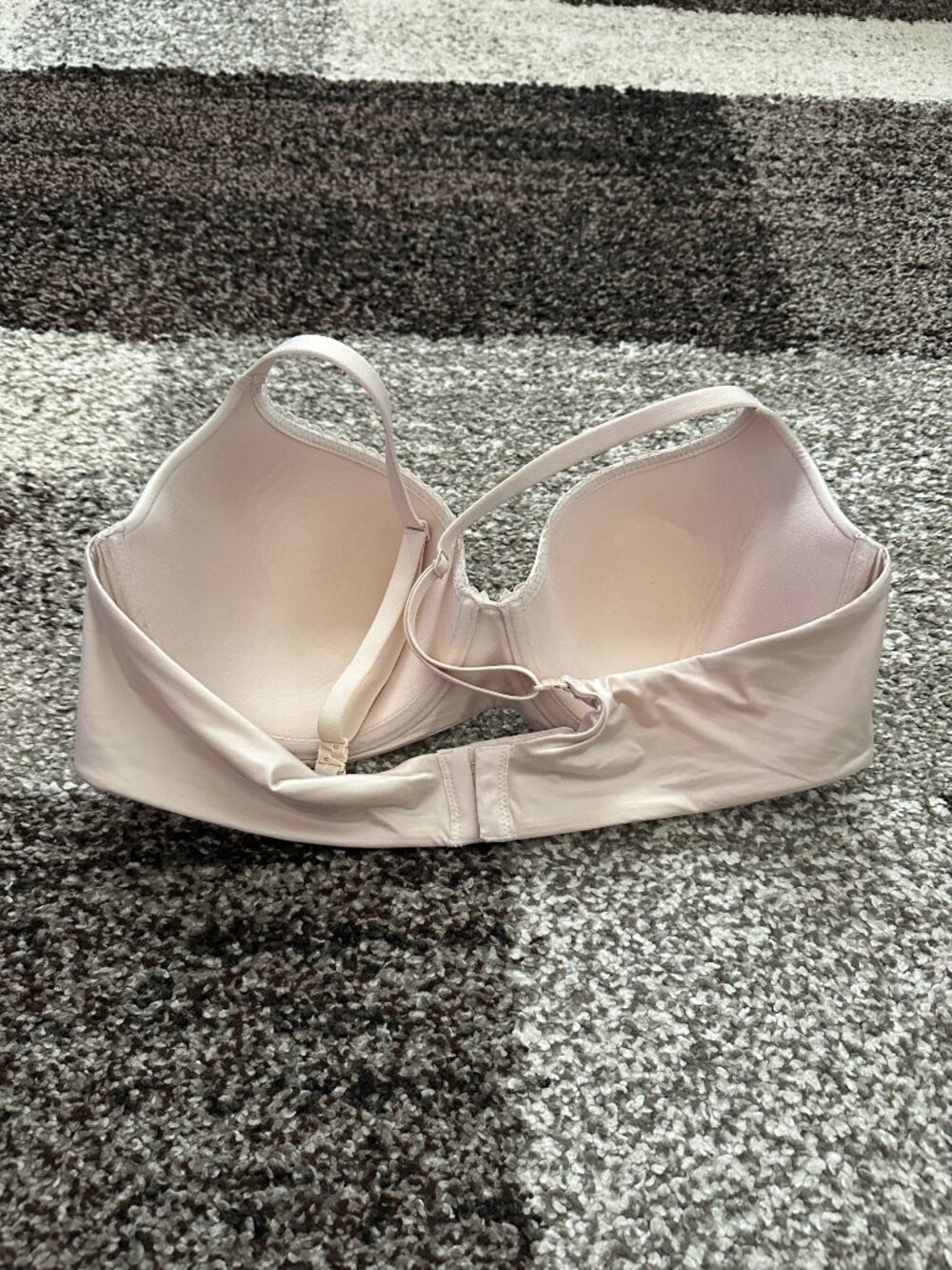 VICTORIA'S SECRET (38D) Nude Body By Victoria Lined Demi Bra Champagne Marzipan - Picture 5 of 13